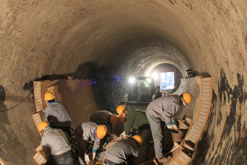 ���D�G�ͻ�u